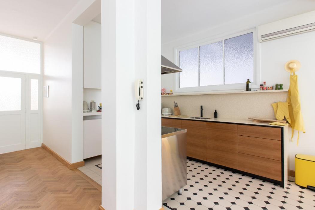 Pauline Loveling Apartment With Quiet Garden And 2 Bathrooms แอนต์เวิร์ป ภายนอก รูปภาพ
